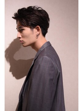 バーバーバー 八広(BARBER-BAR) アップバングショート　【バーバーバー　八広】