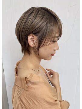 ブレンドバイハピネス(Blend by happiness) 襟足スッキリショート/前髪/丸み/くびれ