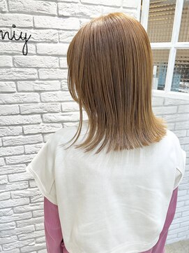 アニー ヘアーアンドスパ(Anniy) 【Anniy】ぱっつん外ハネミディアム