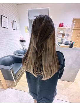 トゥルース 獨協大学前店(Hair&Make TRUTH) おしゃれインナーカラー