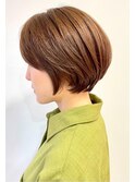 大人女性の丸みショート