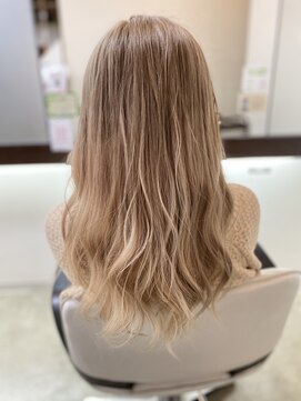 レヴール(reveur) (髪質改善/メンズカット/インナーカラー/ケアブリーチ/学割U24)