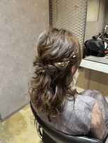 ラフ(Laugh)&nbsp;ハーフアップアレンジ