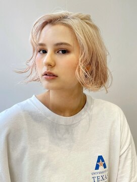 ソト 銀座(soto.) ハイライトカラー/くびれヘア/レイヤーパーマ/ミニボブ[銀座]