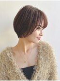 大人ショートボブ前髪あり丸みショートひし形丸顔K20250728R