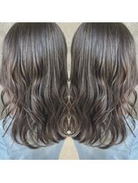 ラーミ(Raami) 【艶髪】フォギーベージュカラー