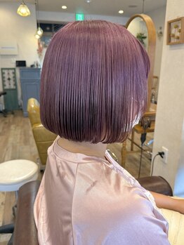 ミルティ(Myrtille)の写真/【都賀駅徒歩3分】カット技術の高さが自慢のMyrtille♪今すぐ切りに行きたくなる最旬ショートをご提案！
