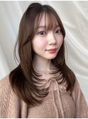ミディアムレイヤーハッシュカットココアブラウン
