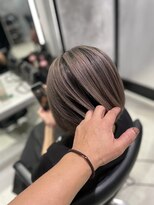 アミ 梅田(amie)&nbsp;シャドウルーツハイライト