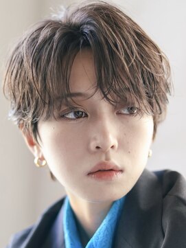 オーシャントーキョー サニー 原宿(OCEAN TOKYO Sunny) 韓国マッシュフェザーパーマニュアンスパーマセンターパート黒髪