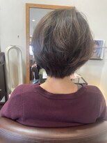 ステップ ヘア(step hair)&nbsp;扱いやすいグラデーションボブ