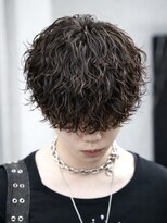 オーバル ジングウマエ(OVARL jingumae)&nbsp;シャドウパーマラウンドマッシュ波巻きパーマメンズパーマ