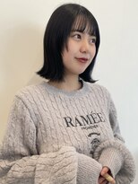 ウシワカマル ミライ(USHIWAKAMARU MIRAI)&nbsp;オリーブグレー/切りっぱなしボブ