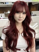 ソメルン 秋葉原&nbsp;秋葉原で叶えるディープレッドロングヘア