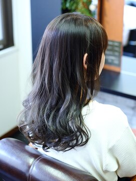 ヘアメイク リザ(hair make Liza) 毛先ブリーチ&カール