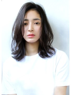 ラエティス(Laetus) デジタルパーマ×ブルージュミディで大人の抜け感演出【Laetus】