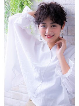 ソア 武蔵小杉(SOAR) 夏はインナーカラーとスパイラルパーマのセンシュアルショート