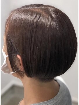 デミュート(DEMUT) 大人可愛い☆2ブロック刈り上げショートボブ☆