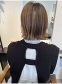 ハイライト×切りっぱなしボブ