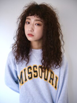 メゾンアミリ(Maison AmiLi) デザインカラー/オリーブベージュ/ウエットヘア【千葉／パーマ】