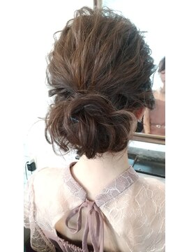 アンフィ(Amphi) ゆるふあ下目アップ