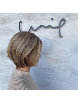 メゾンウィット(Maison Wit) 丸みショートボブ