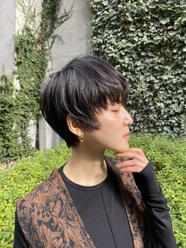 ハルキ ミナト ジャパン オオサカ(HARUKI MINATO japan OSAKA) 40代50代小顔似合わせカットくびレイヤーエモージュ大人可愛い