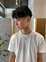 ムーン バイ ケンジ(moon by KENJE)&nbsp;【takumi】メンズパーマ/フェザーパーマ/メンズヘア