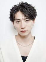 オーシャントーキョー(OCEAN TOKYO) 韓国ヘアカルマパーマカルマバングセンターパート黒髪ウルフ