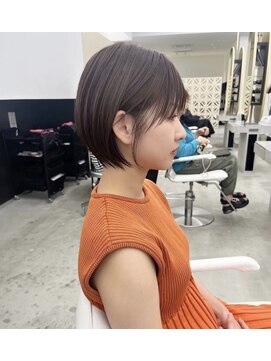 ナンバー 六本松(Number) 【短すぎないオシャレショート】NARUMI