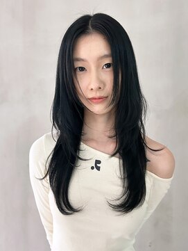 アルバム 銀座(ALBUM GINZA) 顔周りレイヤー似合わせカットロング韓国ヘア_F1297