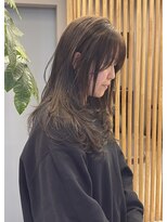 ニール(niil)&nbsp;【REINA】ブリーチなし透明感アッシュベージュ×レイヤーカット