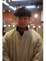 エディ(Edy)&nbsp;スペインカール刈り上げブラウンカラー外国人風メンズ眉毛カット