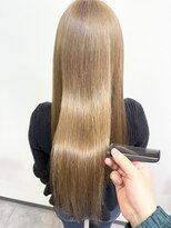 ヘリア(HELIA) ベージュカラー