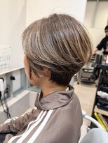 ネリ(NERi) 40代50代におすすめ☆美シルエット大人ショート!