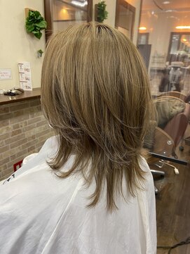 エモーション(Emotion) ウルフカット×ハイライト