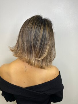 イキ 表参道(iki omotesando) モード/無造作ウェーブ/大人ガーリー[表参道駅]