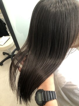 ファムバイアヴァンス(Femme by AVANCE.) 髪質改善ストレート