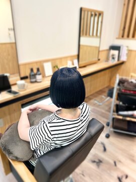 ココネ(cocone) 髪質改善ダブルカラー×ネイビーブルー