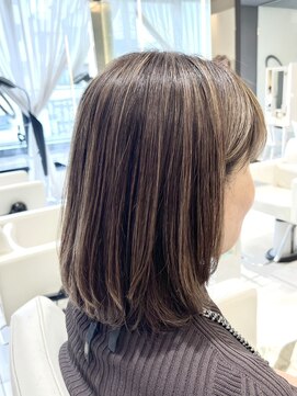 ザザ 高田馬場(ZA/ZA) 大人のナチュラルハイライトボブ