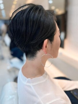 ザビー(THE B) 本八幡×黒髪ショート×ハンサムショート