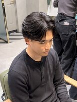 ゼスト リル 新宿(ZEST lill)&nbsp;ニュアンスパーマ センターパート メンズパーマ 新宿