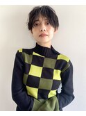 黒髪ハンサムショートパーマ