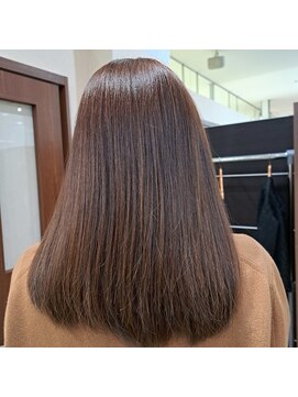 ブレス ザモール郡山店 赤みを抑えたオリーブベージュ