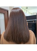 赤みを抑えたオリーブベージュ