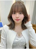 大人可愛いくびれミディアムレイヤー/ヘーゼルベージュ
