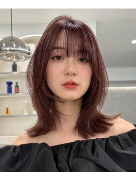 ロシェ 横浜店(loche) イメチェンミディアム×チェリーレッド×くびれヘア[横浜駅]