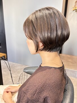 リタ(RITA) 丸みショート