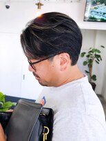 エイス 梅田 中津(Ace)&nbsp;センターパート 曲がる縮毛矯正　ハイライト