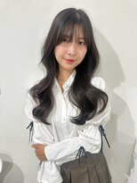 シエラ 南船場(CIERA.)&nbsp;アンプレラカラーミディアムミルクティーグレージュくびれヘア